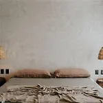 Piece-Of-Art-Loft Between Jungle Trees